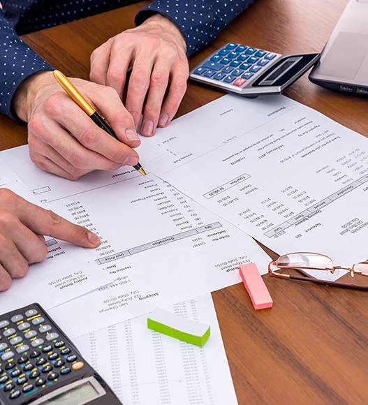 Patient in Eugene budgeting for teeth whitening